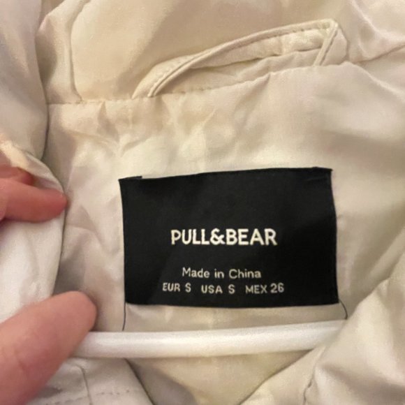 SOLD - not on Poshmark Pull & Bear White Zippered Jacket - Picture 3 of 3